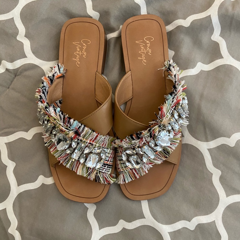Crown Vintage Somaya sandals